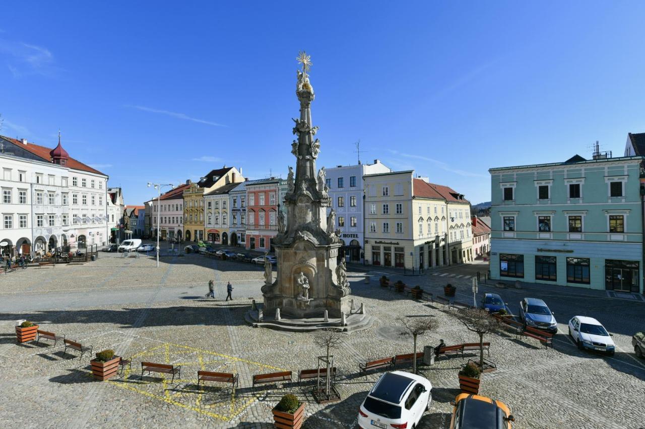 Apartmány Na Náměstí 85 Jindrichuv Hradec Exterior foto