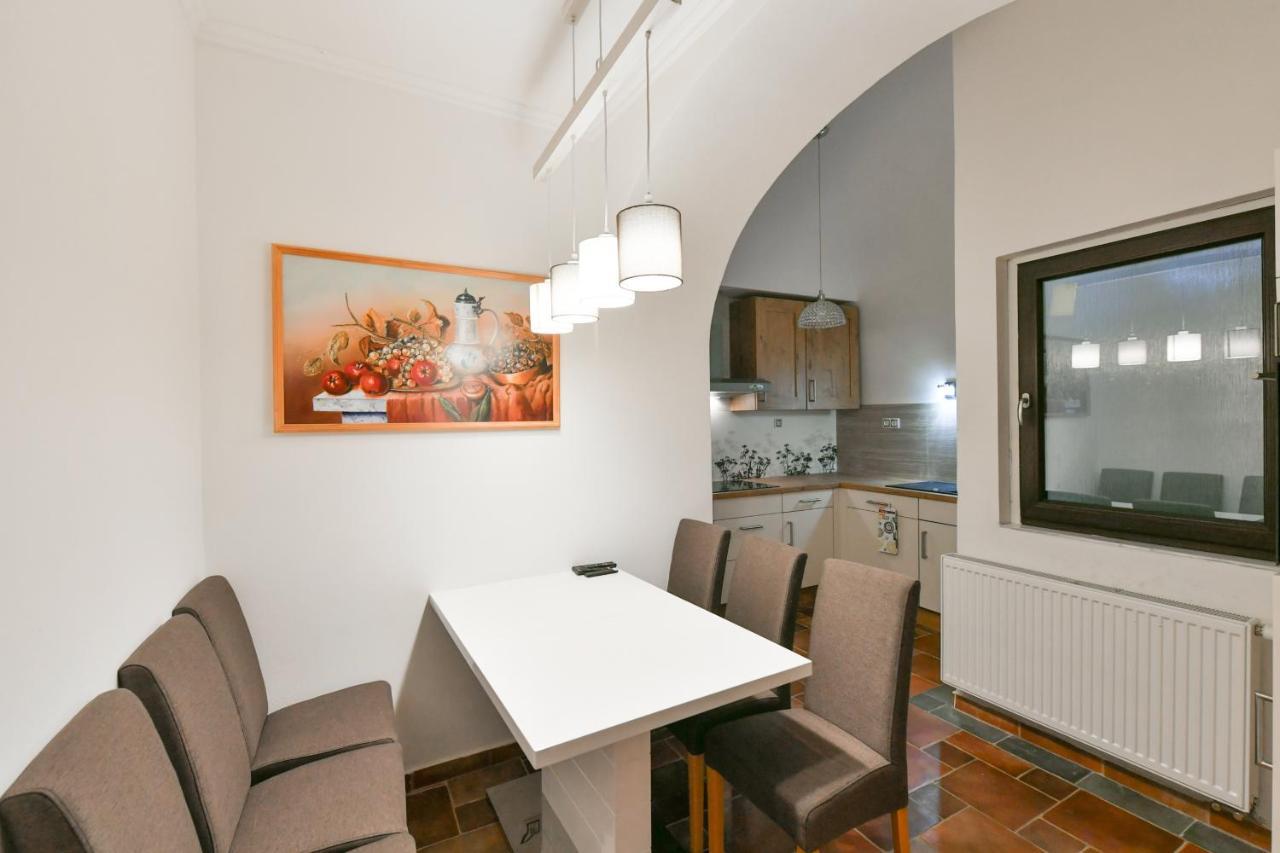 Apartmány Na Náměstí 85 Jindrichuv Hradec Exterior foto
